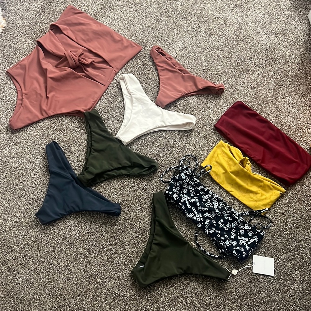 Gillia, Mikoh and Tri Praver-bikini set
